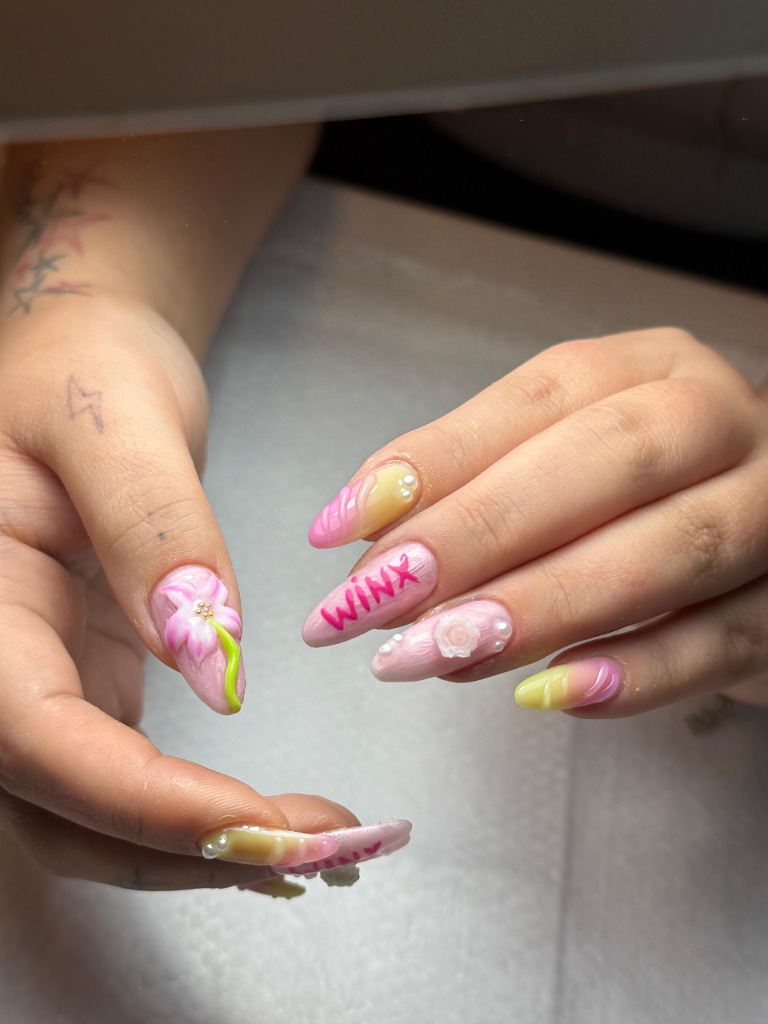 Winx Temalı Nail Art
